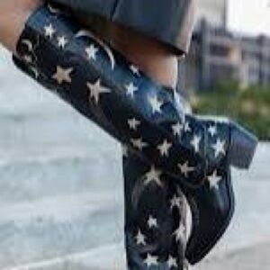 Pink Lily Black Starry Heeled Boots